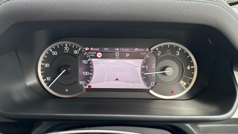 Land Rover Defender 90 Diesel 3.0 D200 Hard Top Auto